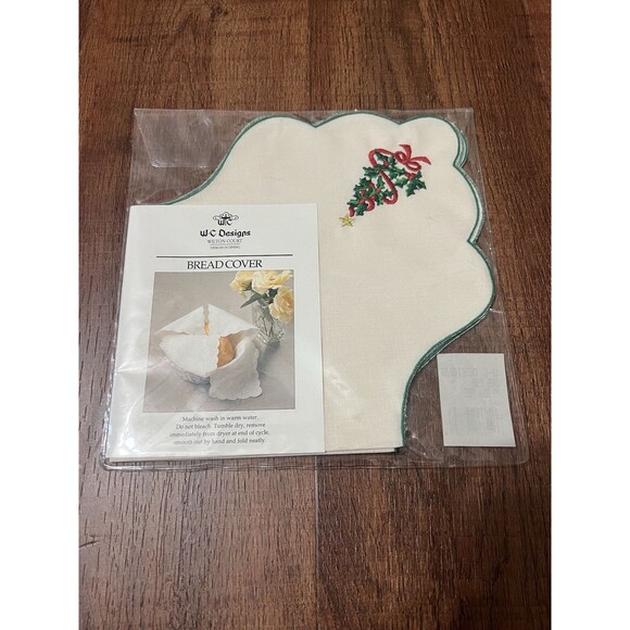 CHRISTMAS Embroidered BREAD / BUN COVER~Rolls Muffins~Ivory~Wilton Court New - Picture 1 of 9